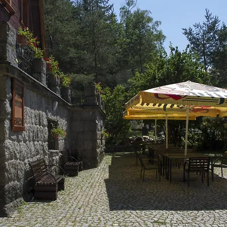 Willa W Dolinie * 스클라르스카포렘바