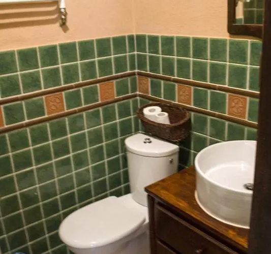 Willa W Dolinie 스클라르스카포렘바