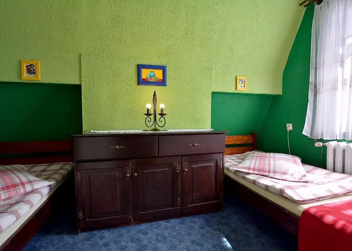 Willa W Dolinie 스클라르스카포렘바